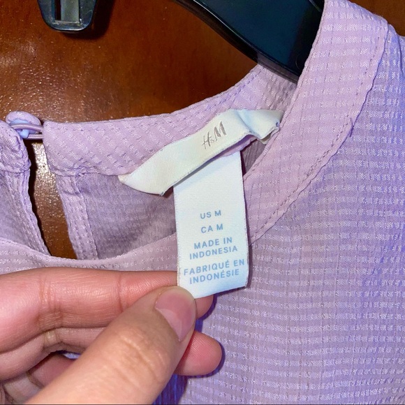 Puff sleeves lilac blouse - Picture 3 of 3